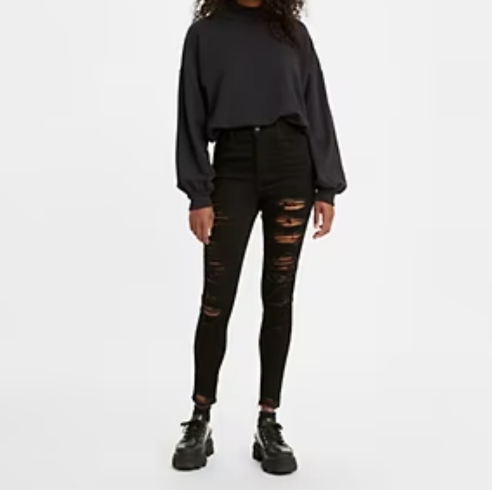 Levi's Women's high rise skinny jeans, size 28